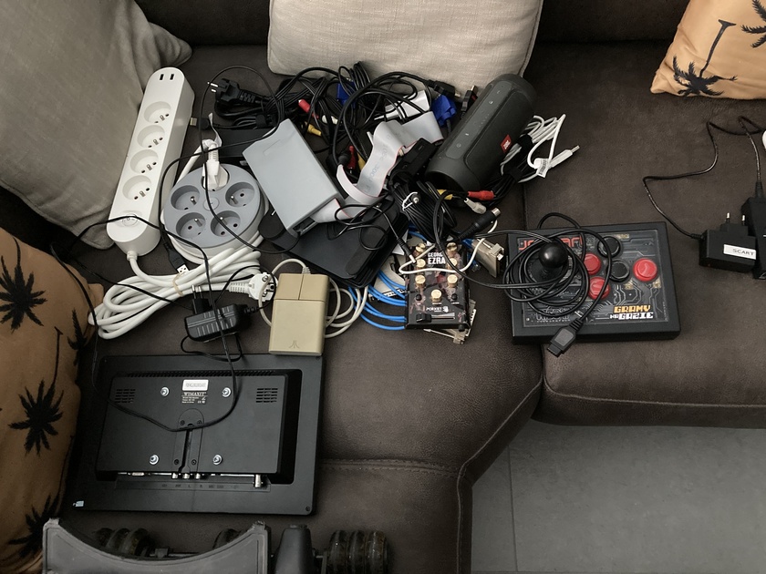 MORE_CABLES